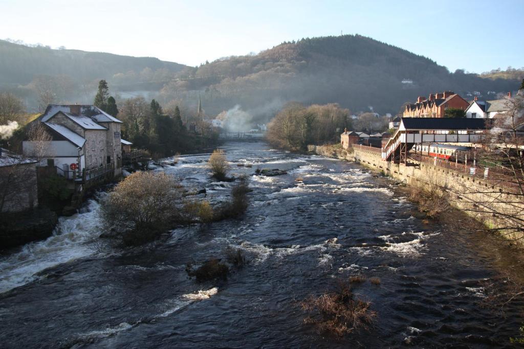 Llangollen Hostel Guest Rooms - No Dormitories - Self Catering Kültér fotó