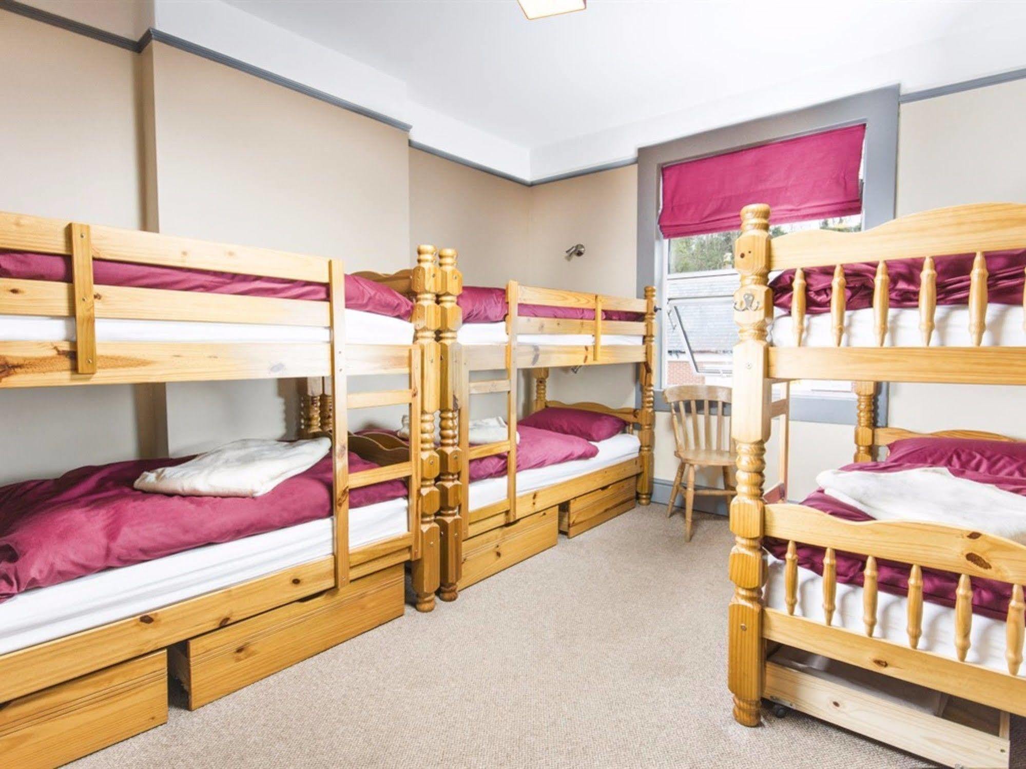 Llangollen Hostel Guest Rooms - No Dormitories - Self Catering Kültér fotó