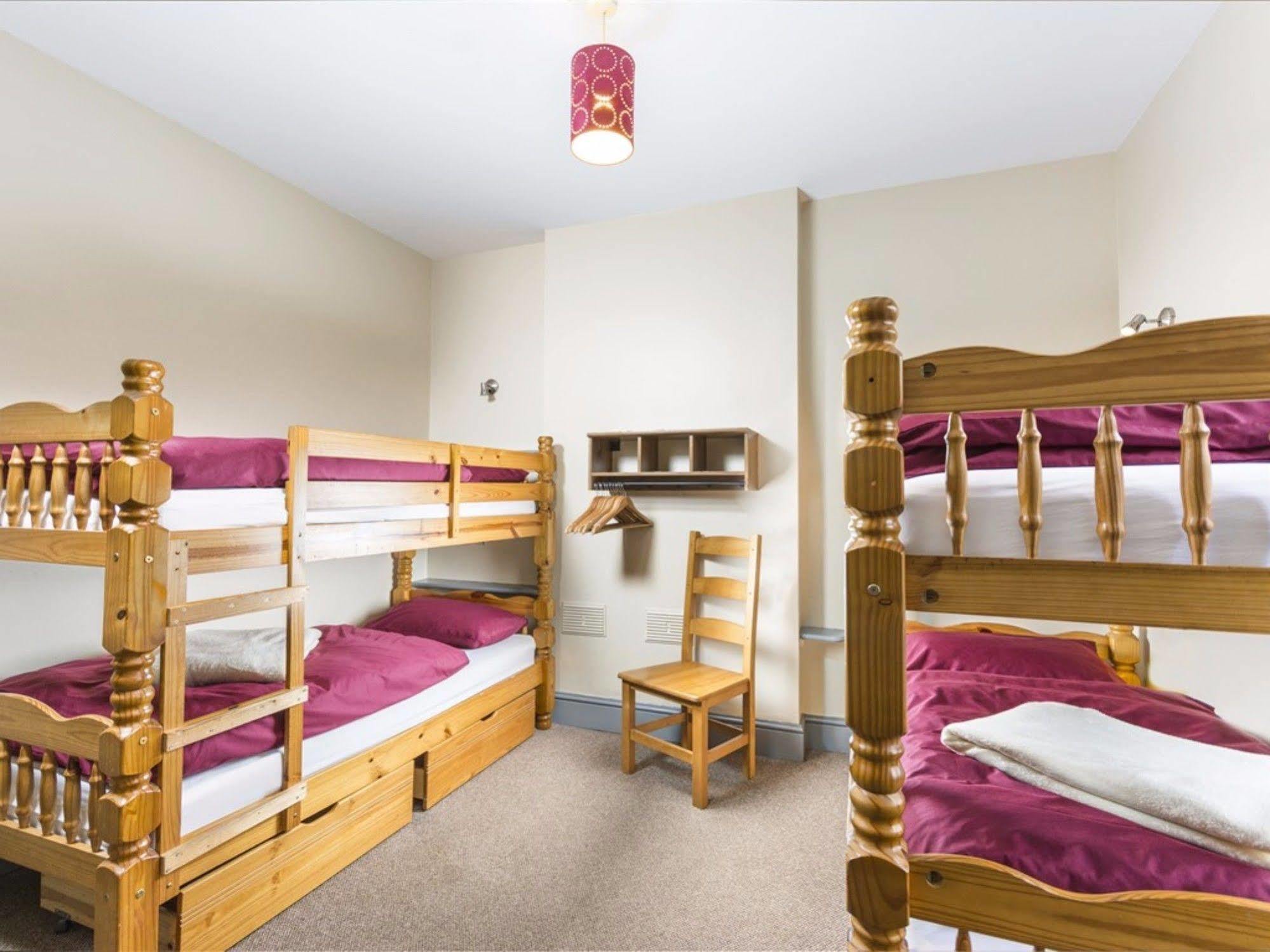 Llangollen Hostel Guest Rooms - No Dormitories - Self Catering Kültér fotó