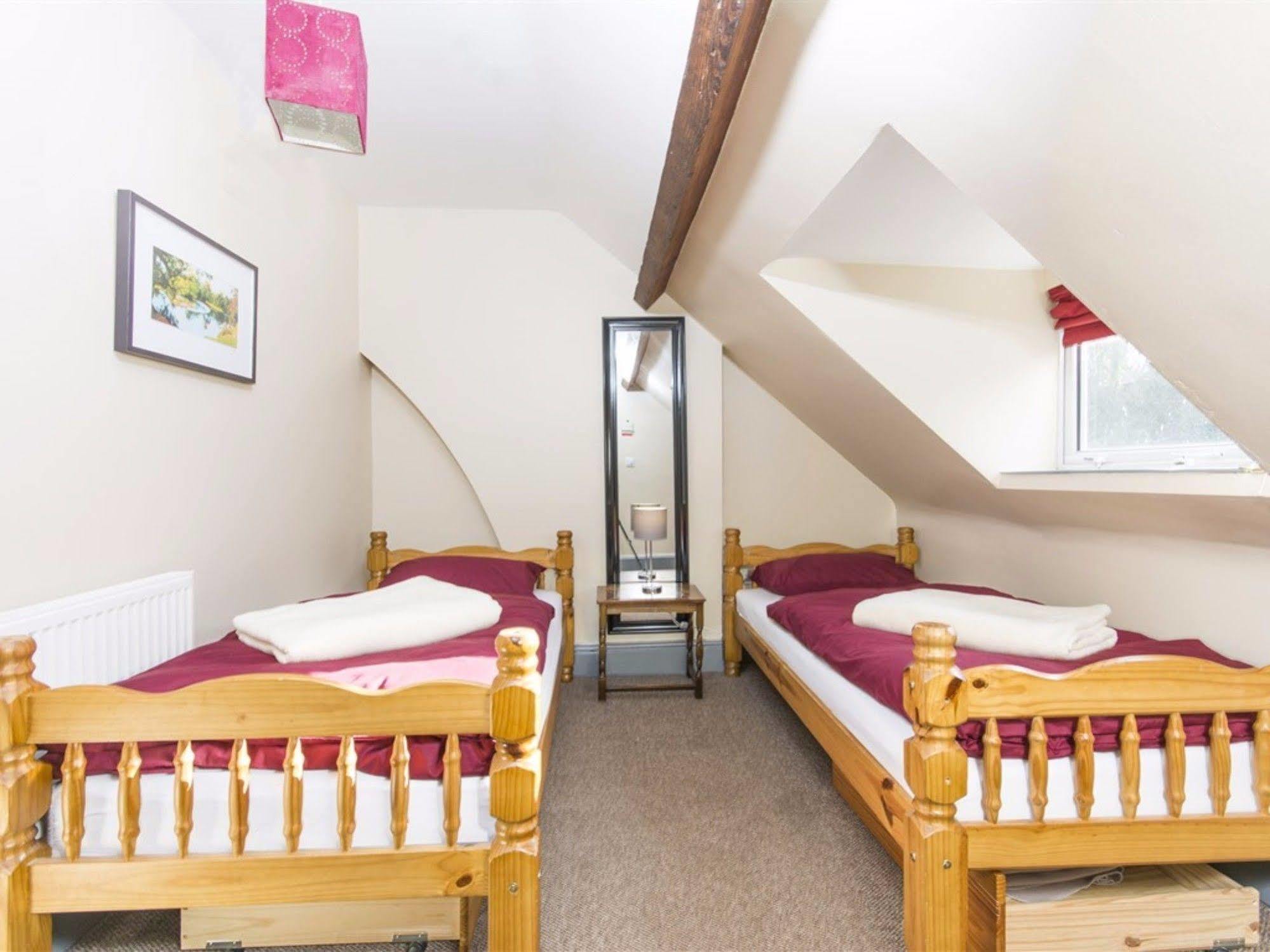 Llangollen Hostel Guest Rooms - No Dormitories - Self Catering Kültér fotó