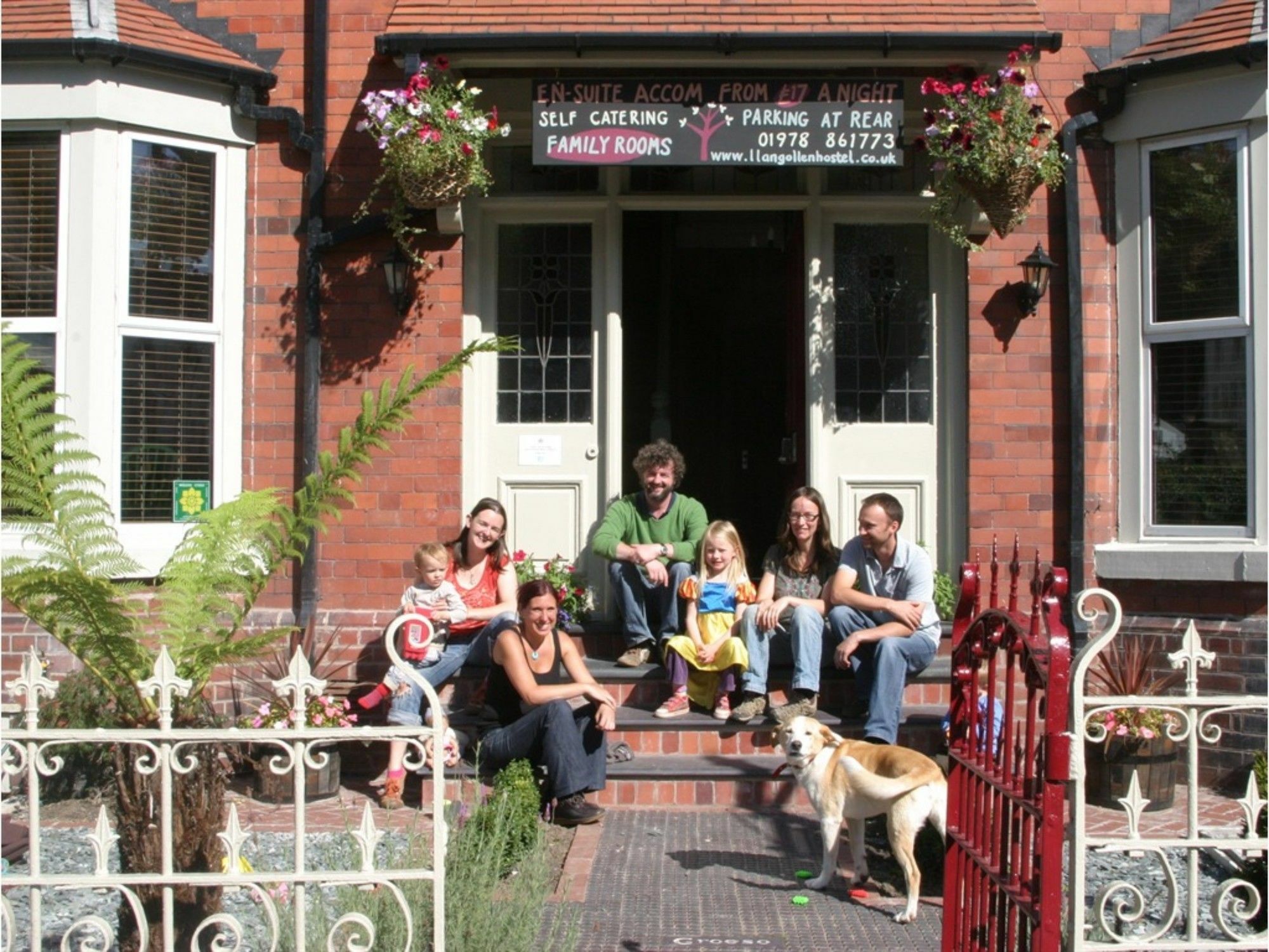 Llangollen Hostel Guest Rooms - No Dormitories - Self Catering Kültér fotó